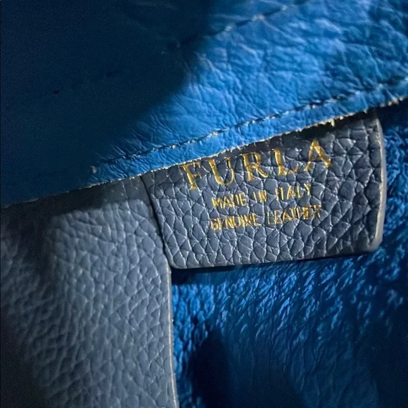 Furla Capriccio M blue leather hobo bag - Picture 10 of 12